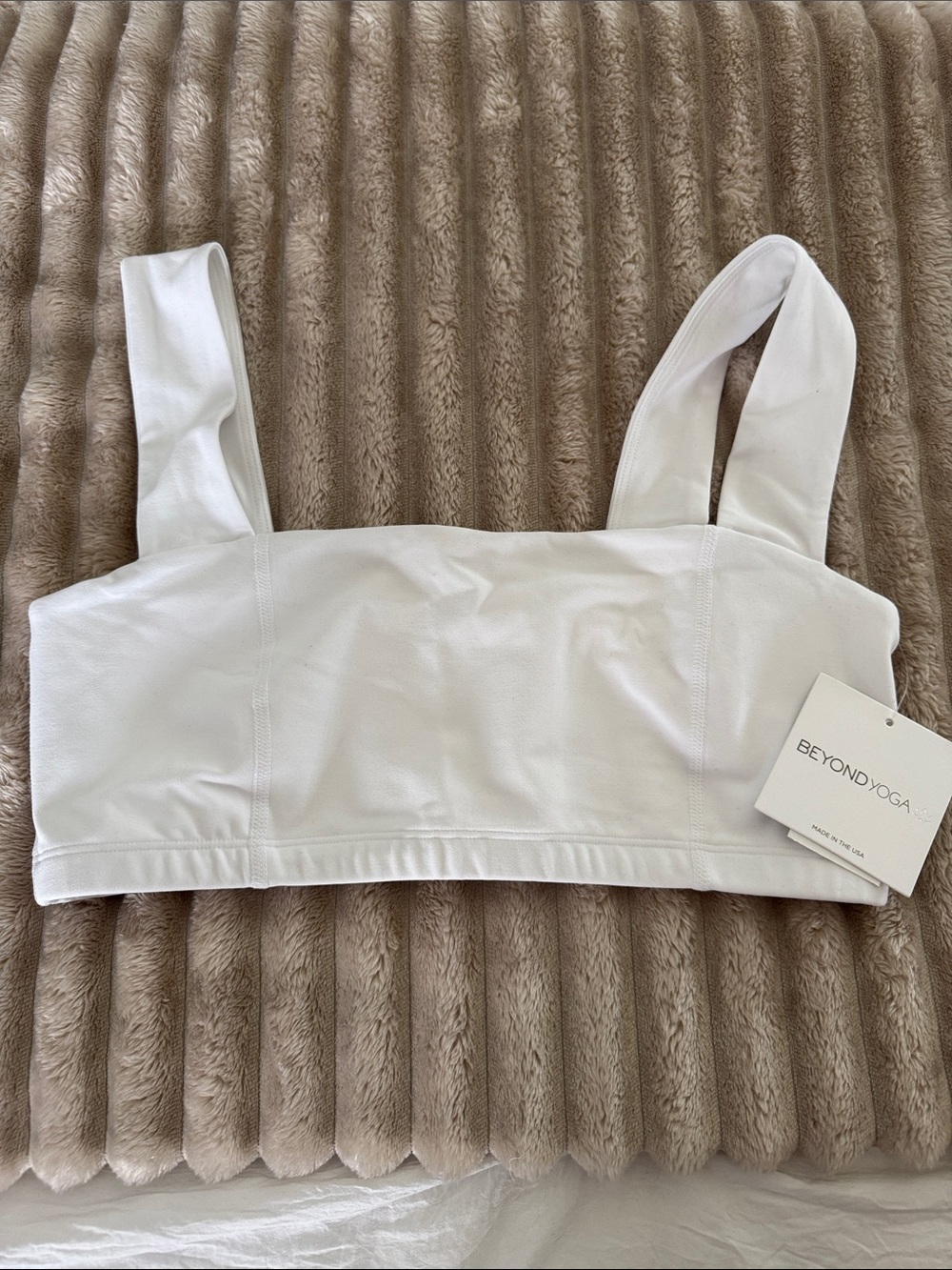 NWT Beyond Yoga Sports Bra